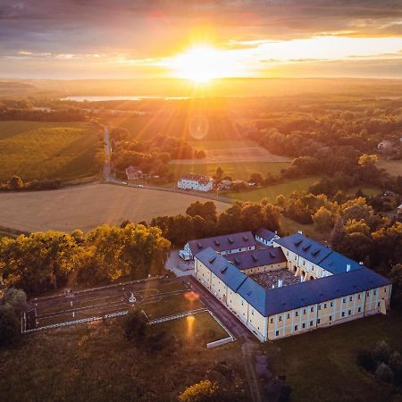 Hotel Chateau Rychvald Ostrava Esterno foto